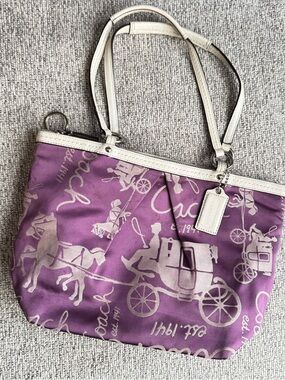 Coach Purple Tote with White Trim and Hang Tag